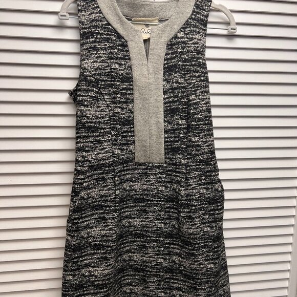 TABITHA Sleeveless, Fit and Flare Dress with Pockets and Side Zipper, Size 4 - Picture 1 of 6